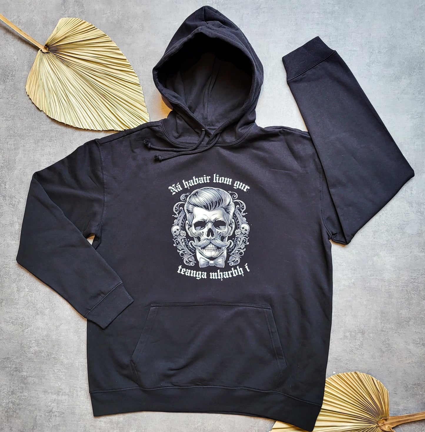 Ná habair liom hoodie