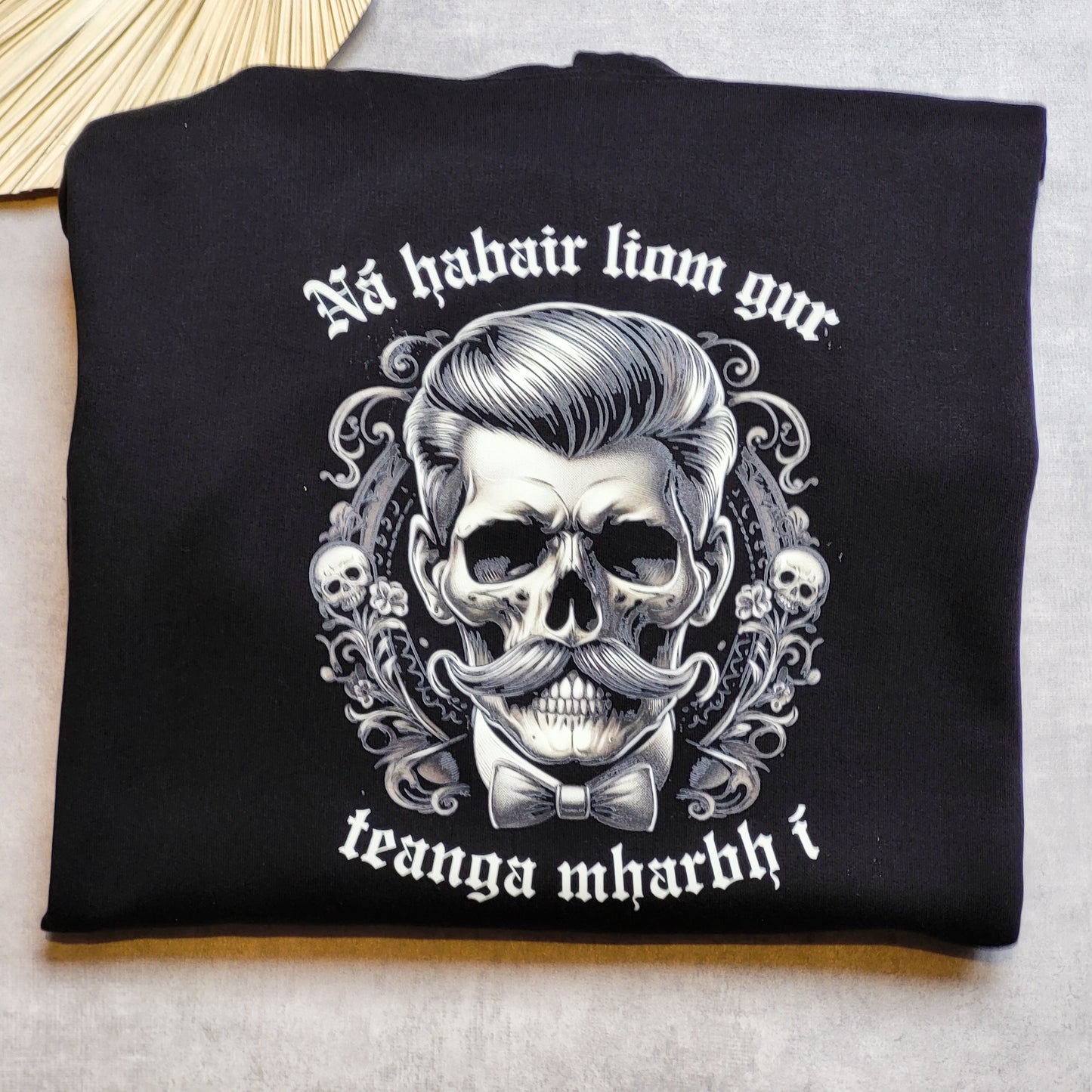Ná habair liom hoodie