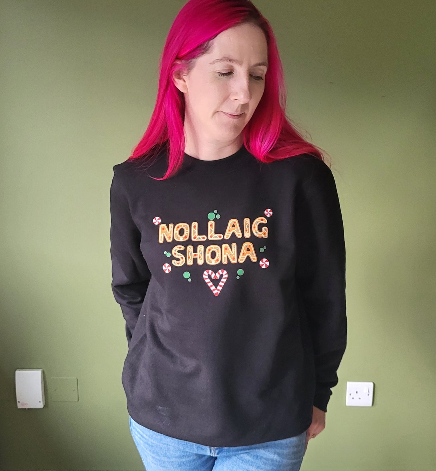 Nollaig Shona geansaí (2 colour options)