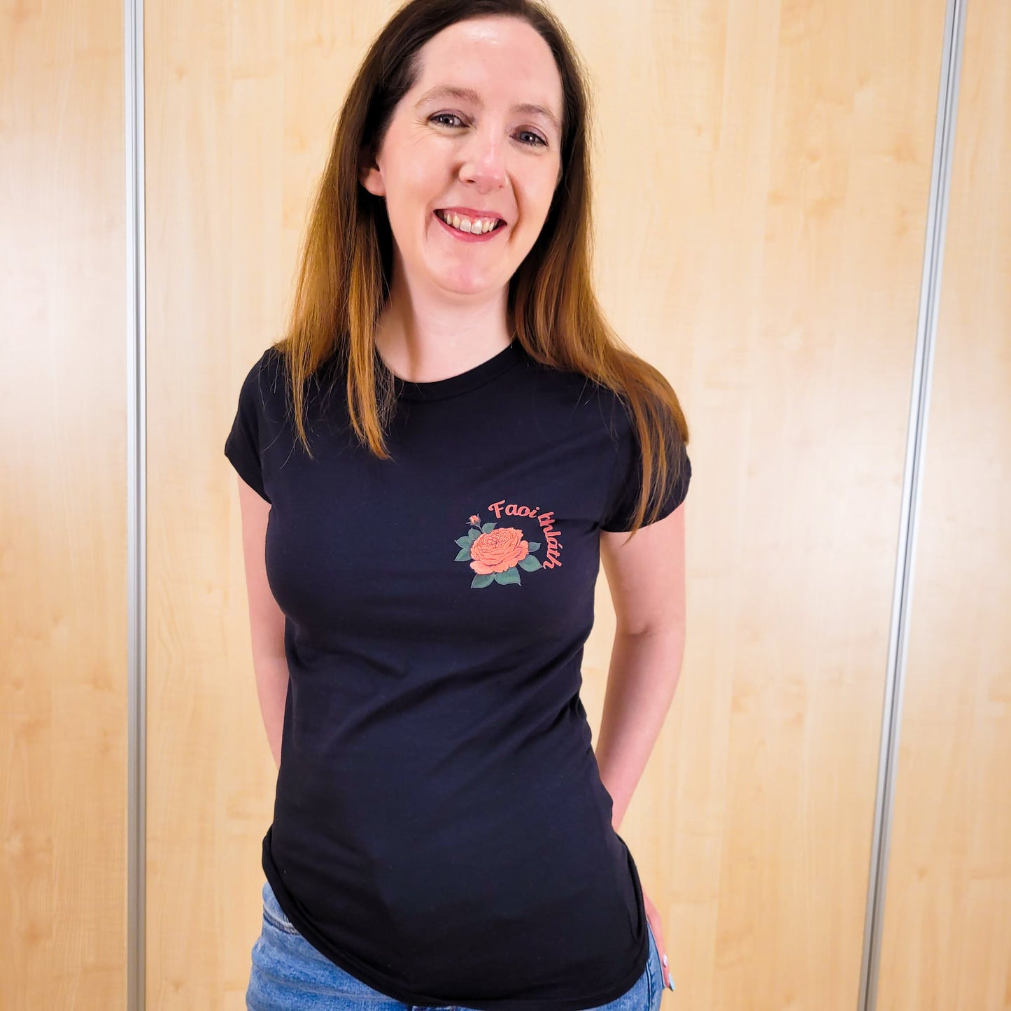 Faoi bhláth t-shirt
