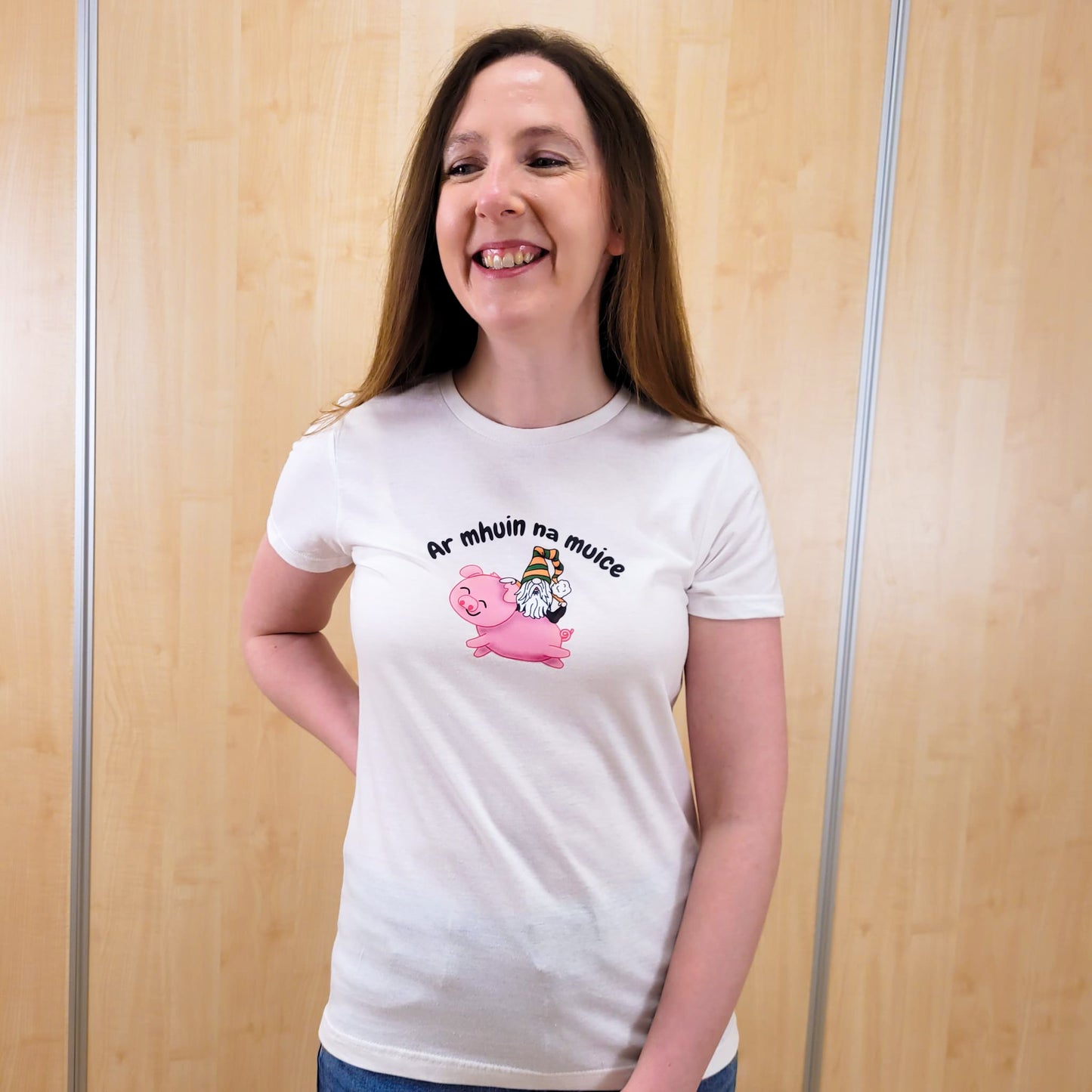Ar mhuin na muice t-shirt