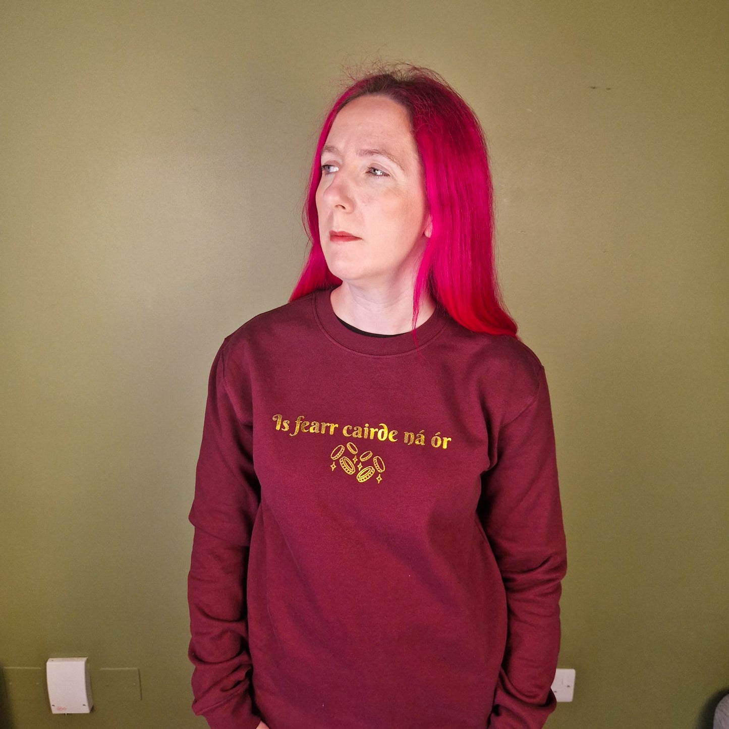 Is fearr cairde ná ór jumper