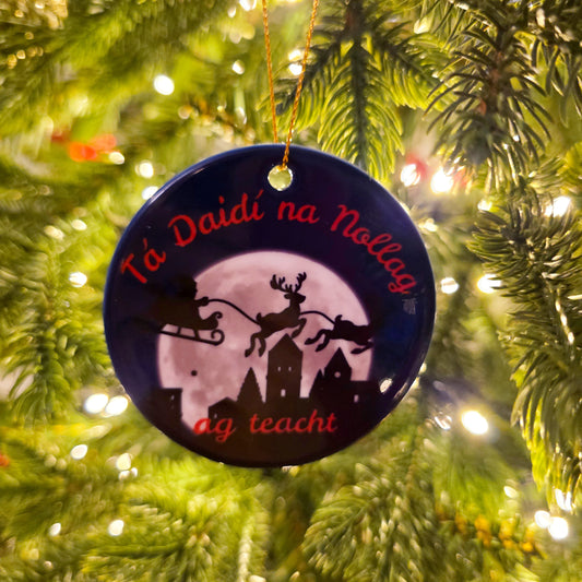 Daidí na Nollag ag teacht decoration